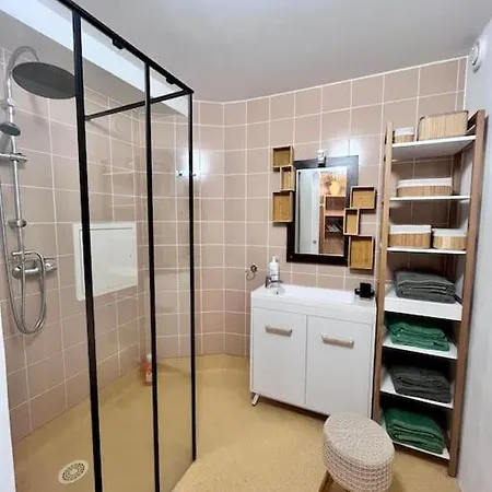 Apartment Le Refuge De Lola & Bruno *